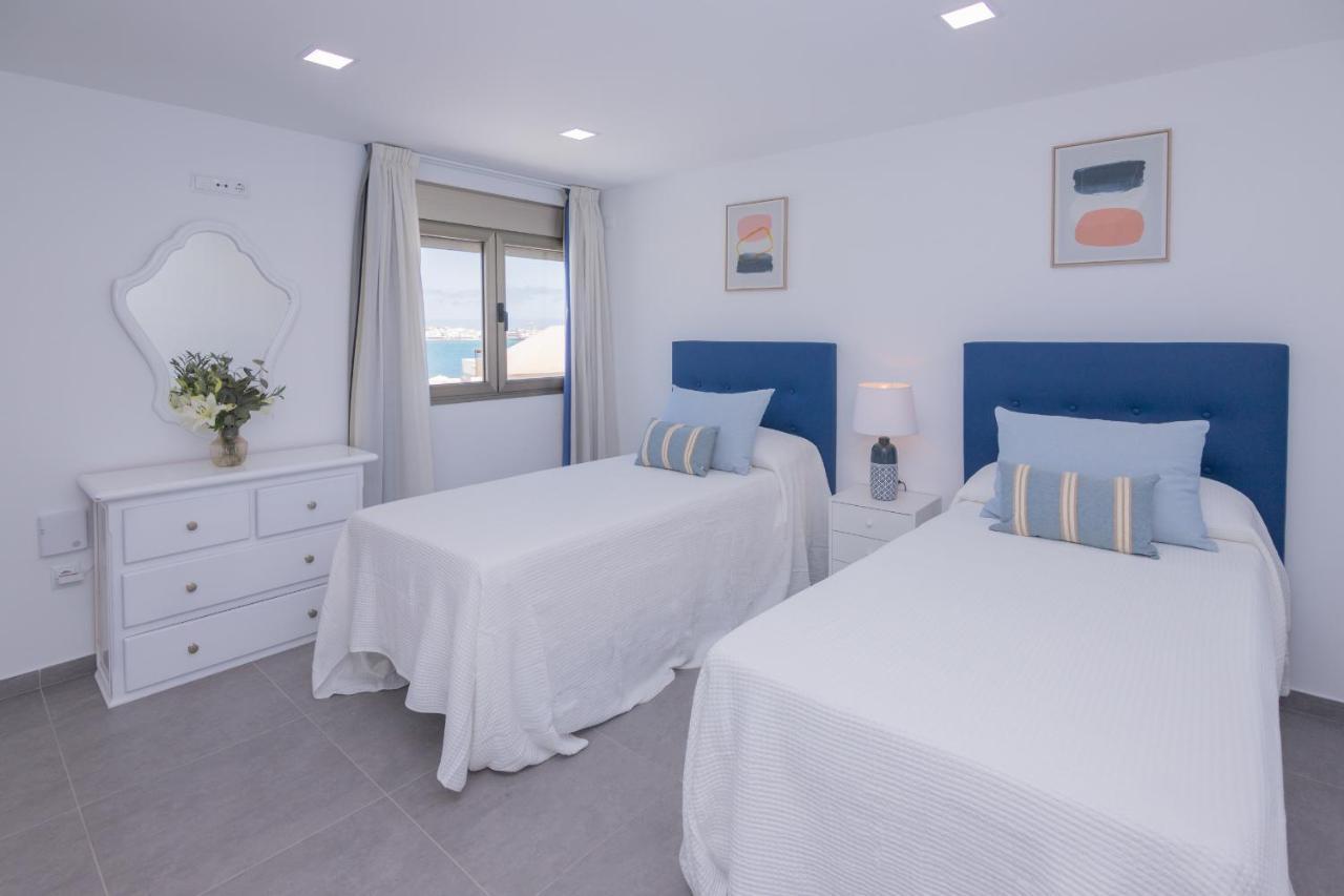 Apartment Holiday 5 Beachfront Corralejo By Holidays Home מראה חיצוני תמונה